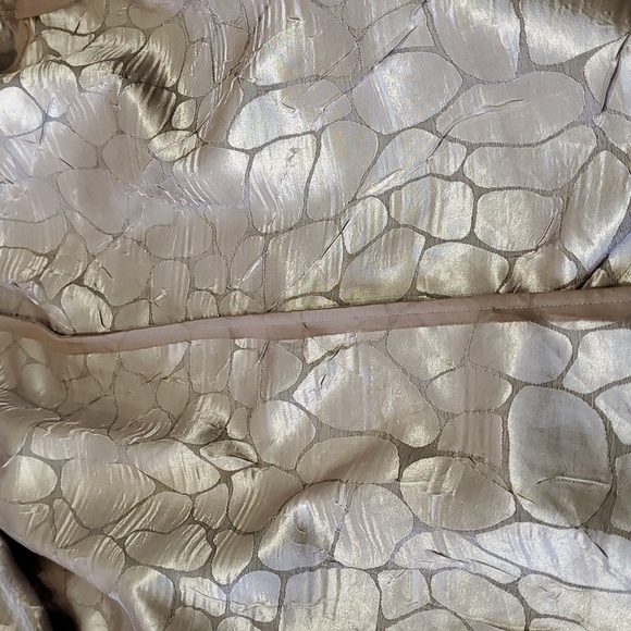 Chico's open jacket. Shiny silk fabric. Cuff sleeves. Size O (8) Great u… - Picture 8 of 10